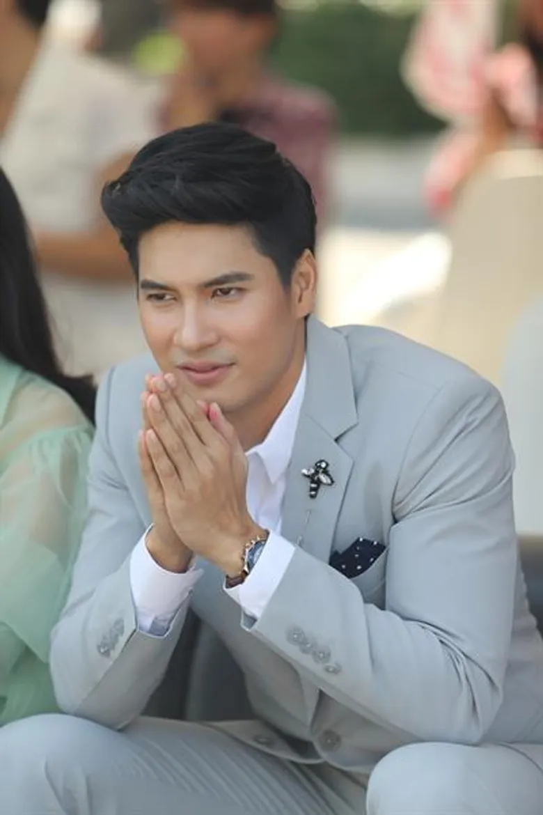 เจ เอส แอล ฯ บวงสรวง ละครเรื่องใหม่ “เล่ห์รักบุษบา” จับคู่สุดฟิน 'ไมค์-พีค’ เตรียมลงจอ 7 สี