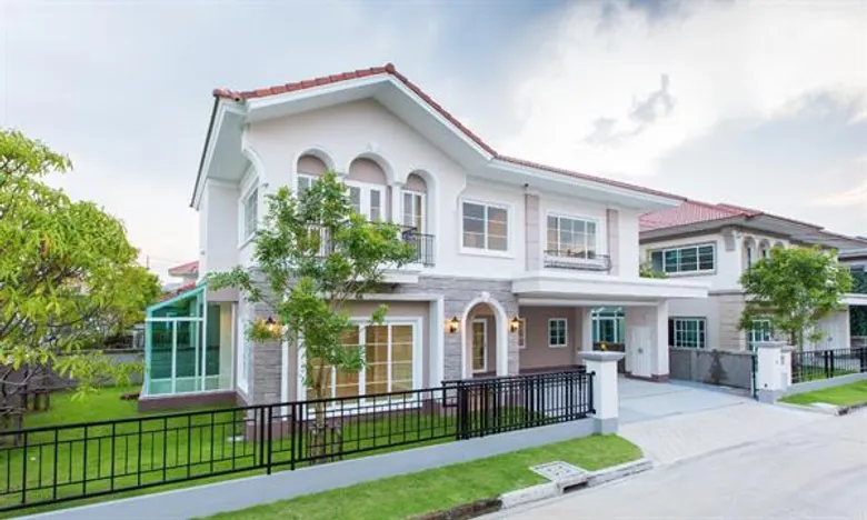 “คาซ่า Grand อ่อนนุช-วงแหวน” เปิดตัวบ้านเดี่ยว ยูโรเปียนสไตล์ 3 ดีไซน์พิเศษ ตอบไลฟ์สไตล์มีระดับ ของคนรุ่นใหม่ ทำเลศักยภาพ เชื่อมต่อถ.อ่อนนุช-บางนา-ลาดกระบัง