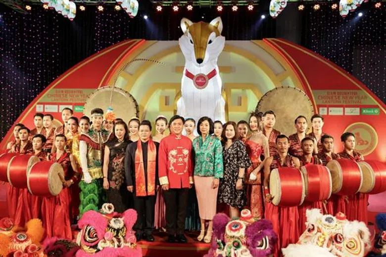 สยามพิวรรธน์ รวมพลัง “วันสยาม” จัดงาน “สยาม ดีไลท์ฟูล ไชนีส นิวเยียร์” ฉลองตรุษจีนยิ่งใหญ่ อิมพอร์ตมหกรรมโชว์สุดตระการตาจากเมืองจีน พร้อมเนรมิตประติมากรรมโคมไฟอลังการ