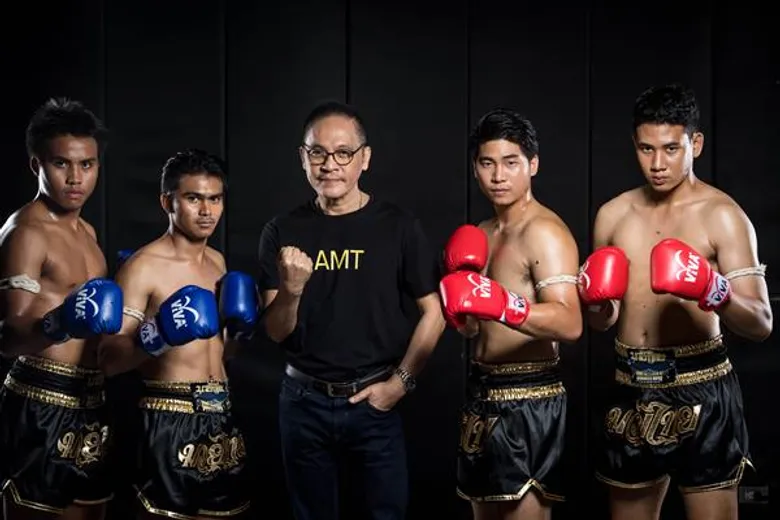 หลีกทาง พ่อมา!! “4 โค้ช” ชวนชายไทยสมัคร ฟาดเข่ากันบนสังเวียน