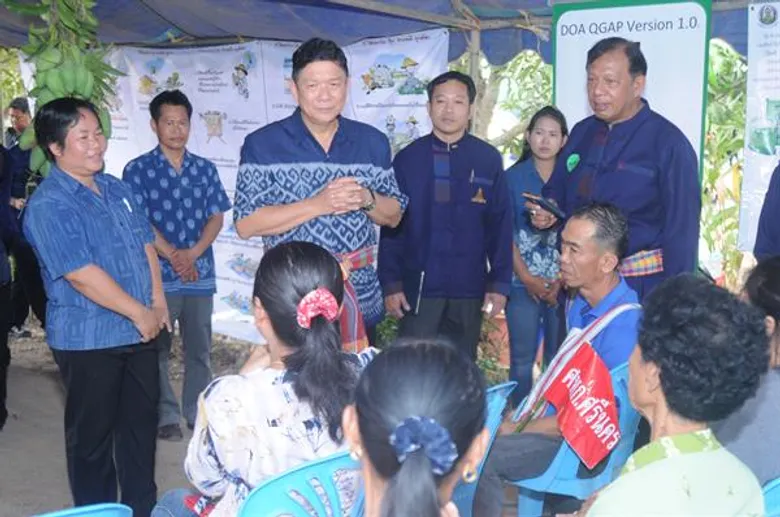 กระทรวงเกษตรฯ จัดงานฟิวเดย์ และบริการการเกษตรเพื่อเริ่มต้นฤดูกาลผลิตใหม่ ปี 2561 “เพื่อถ่ายทอดความรู้แบบเห็นของจริง” ณ ศพก. อ.ศรีนคร จ.สุโขทัย