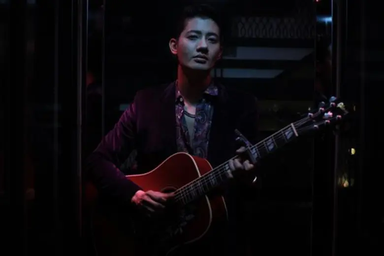 “เป้ อารักษ์” ปล่อยเพลงใหม่ล่าสุด “กายฉันว่ายน้ำไป ใจฉันคิดถึงเธอ” จากประสบการณ์เต็มกว่า 4 ปี สู่เพลงปิดอัลบั้มสุดประทับใจ