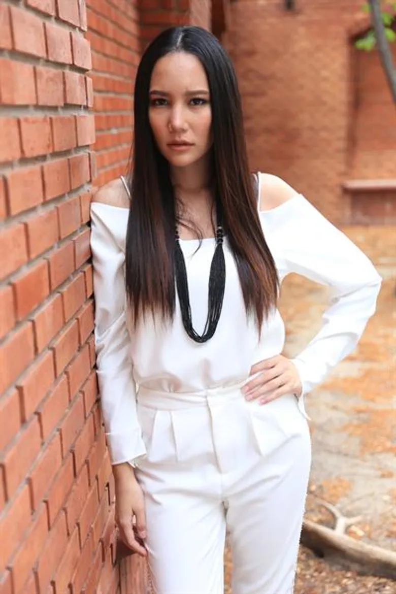 “ชาม – ไอยวริญท์” เล่นของแรง ร่ายมนต์เขมร เขย่าขวัญคนดู ใน “เงินปากผี”