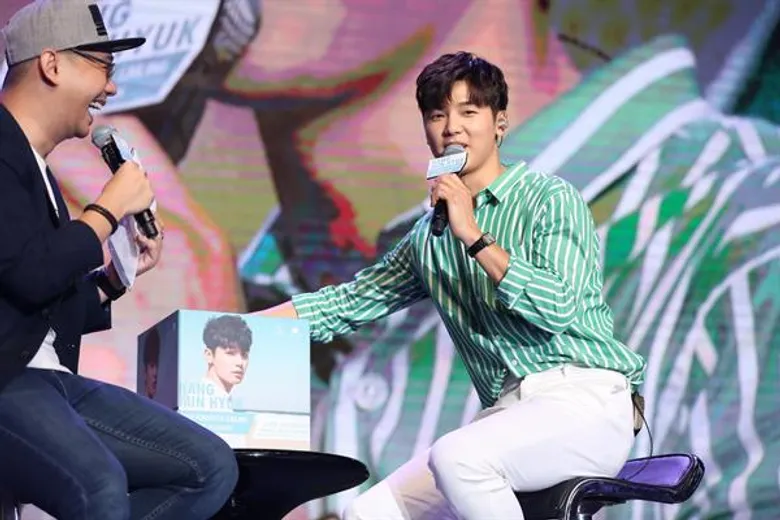 ล่องเรือแสนโรแมนติก คัง มินฮยอก จัดเต็มทั้งความสนุก เสียงฮา ได้ใจไปตลอดสองชั่วโมงเต็ม!!!