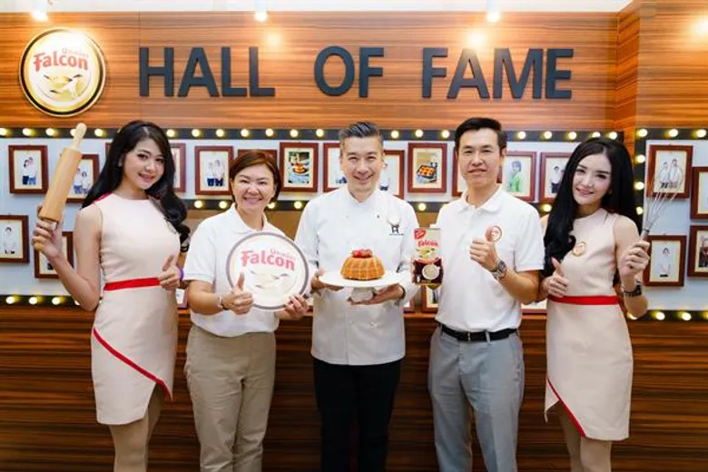 “ฟอลคอน” รุกโปรโมทผลิตภัณฑ์ “นมข้นจืด” ลุยตลาดเบเกอรี่เต็มสูบ เตรียมอัดงบ 100 ล้านบาท ประเดิมเปิดแคมเปญ “Falcon Professional Bakers” สร้างการรับรู้แบรนด์ต่อเนื่อง พร้อมตั้งเป้ายอดขายเติบโตกว่า 25% ภายในสิ้นปี