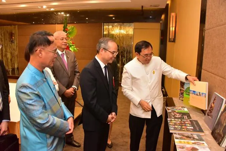 รัฐมนตรีวัฒนธรรมของไทย-ฮ่องกง ลงนามบันทึกร่วมมือด้านวัฒนธรรมฉบับแรก เพื่อแลกเปลี่ยนความรู้-กิจกรรมทางวัฒนธรรมในระยะ 3 ปี มุ่งพัฒนาอุตสาหกรรมสร้างสรรค์-ภาพยนตร์-บริหารงานวัฒนธรรม