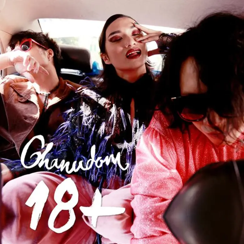 รวมตัวแม่สุดปัง! “Chanudom” จับมือ “ดา เอ็นโดรฟิน” ผนึกกำลังแซ่บคูณสอง ปล่อยมิวสิควิดีโอเพลงใหม่ล่าสุด “18+”