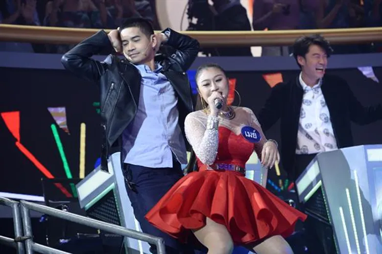 ทีวีไกด์: รายการ "Singer Auction เสียงนี้มีราคา" แก๊งพี่มากชวนหวิว “ฟรอยด์ – บอม – เชน” ออกสเต็ปเด้ง!!! ประกบคู่นักร้องสาวในฝัน