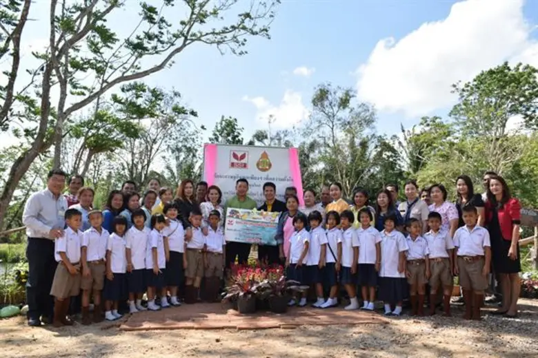 นายผดุงศักดิ์ ปราณอุดมรัตน์ ผู้จัดการทั่ว...