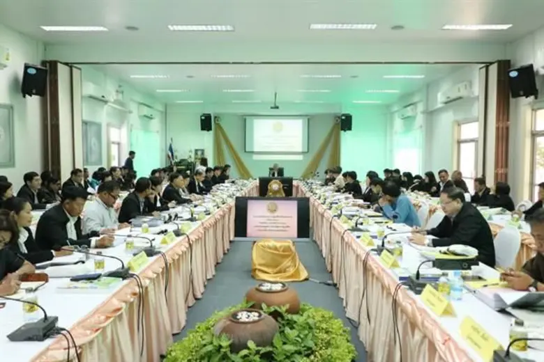รมช.กษ.วิวัฒน์เปิดประชุม คปก. ครั้งที่ ๑/๒๕๖๑ พร้อมตรวจเยี่ยมศูนย์การเรียนรู้เพื่อการปฏิรูปที่ดิน อ.บางไทร จ.พระนครศรีอยุธยา