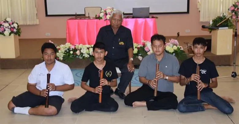 “ควน ทวนยก” ศิลปินแห่งชาติ จัดอบรมต่อยอดดนตรีหนังตะลุงดั้งเดิม ควบฝึกพื้นฐานโนรา