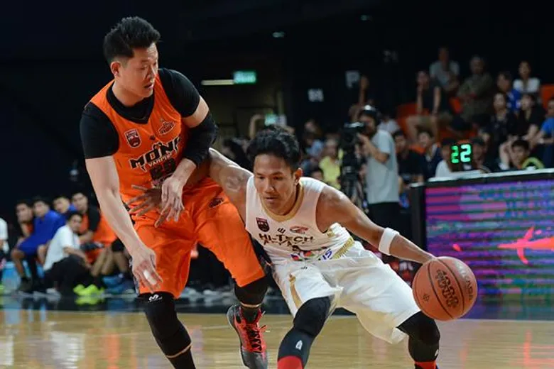 ผลการแข่งขันบาสGSB TBSL2018 ทีมไฮเทคชนะ ทีมโมโนแวมไพร์