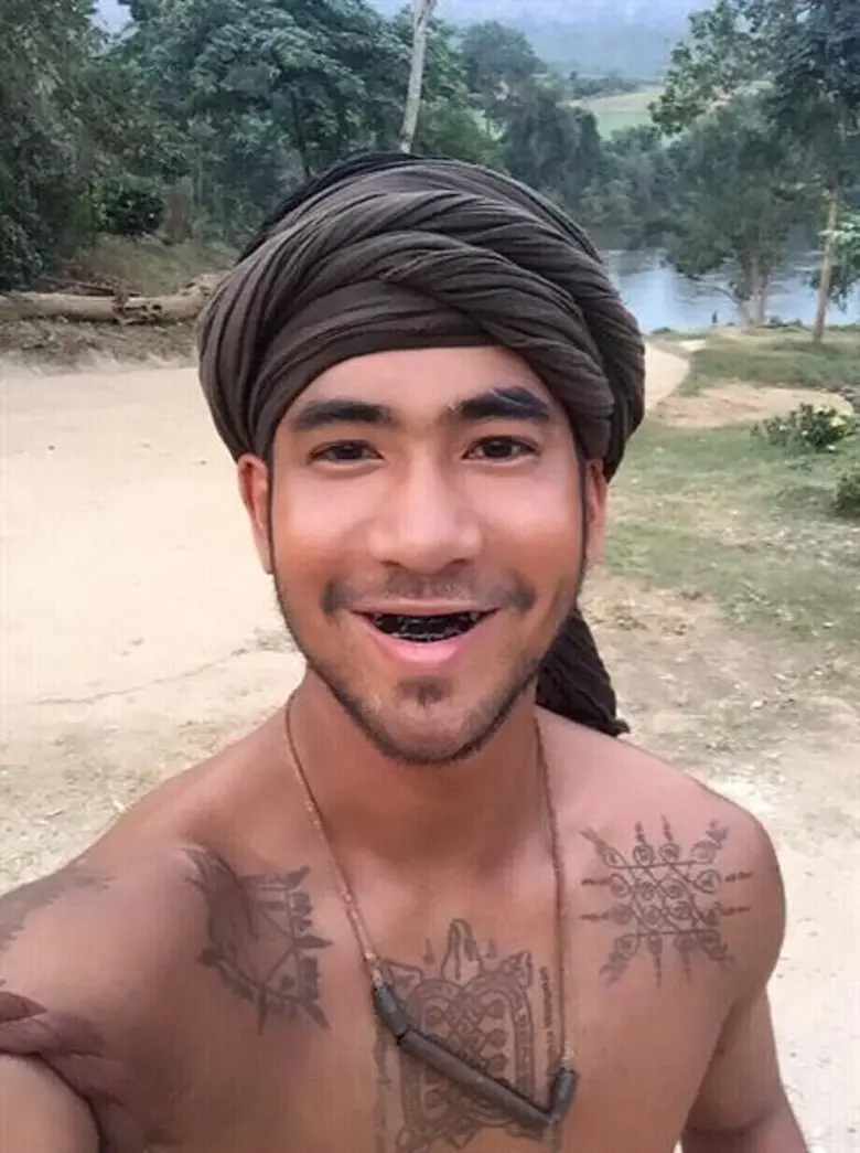 เจอแล้ว ยังกะน้องชายฝาแฝด เมื่อหนุ่มหล่อ ...