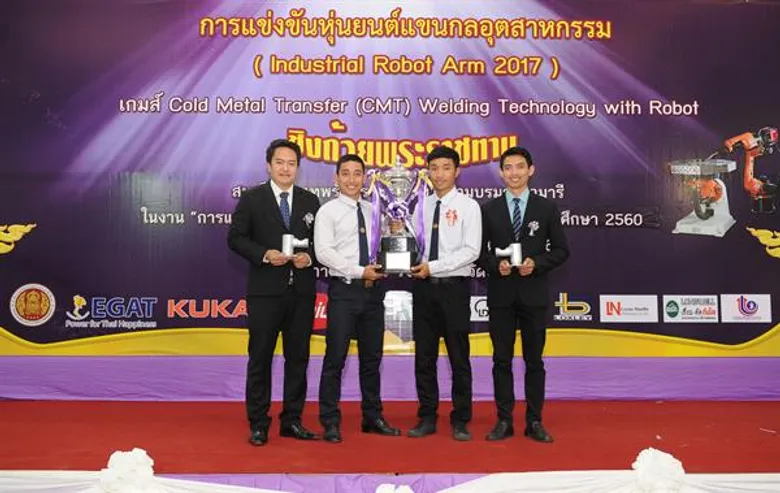 กสอ.หนุน SMEs และบุคคลากรไทยใช้หุ่นยนต์แขนกลและระบบอัตโนมัติยกระดับการผลิต พร้อมเผยแผนการเปิดศูนย์เรียนรู้กระบวนการผลิตอัตโนมัติครบวงจร