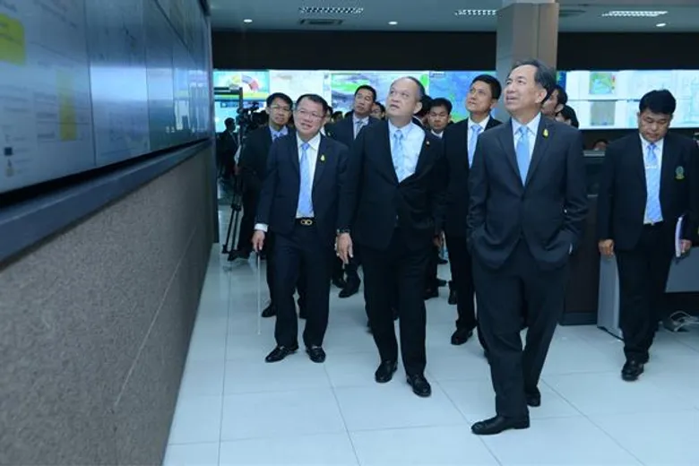 รัฐมนตรีเกษตรฯ นำทีมตรวจเยี่ยมกรมชลประทาน เน้นบูรณาการทำงานร่วมจังหวัด สร้างความเข้าใจกับประชาชน