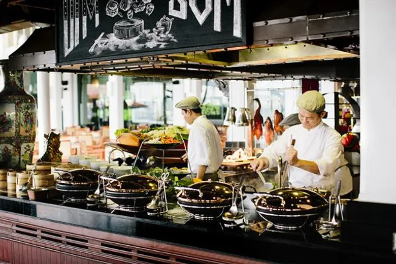 อิ่มอร่อย ฉลองสงกรานต์ริมแม่น้ำเจ้าพระยา ณ อนันตรา ริเวอร์ไซด์ กรุงเทพฯ รีสอร์ท