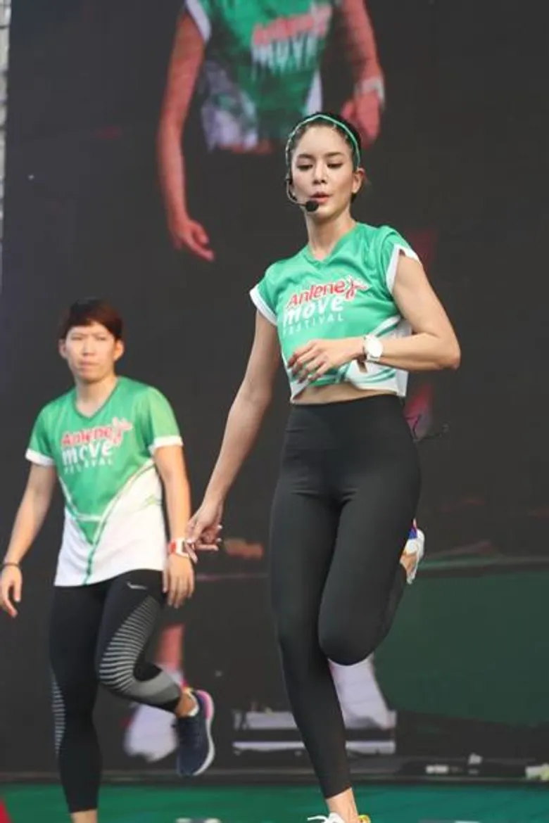 แอนลีน ยึดสวนลุมพินี จัดมหกรรมมูฟที่ใหญ่ที่สุดในประเทศไทย ANLENE MOVE FESTIVAL 2018 มูฟแม็กซ์ แอคทีฟ ได้มากกว่า ปีที่ 2 รีลอนช์ครั้งยิ่งใหญ่ในรอบ 22 ปี พร้อมเปิดตัวพรีเซนเตอร์ล่าสุด 'ลีเดีย - ศรัณย์รัชต์ ดีน’