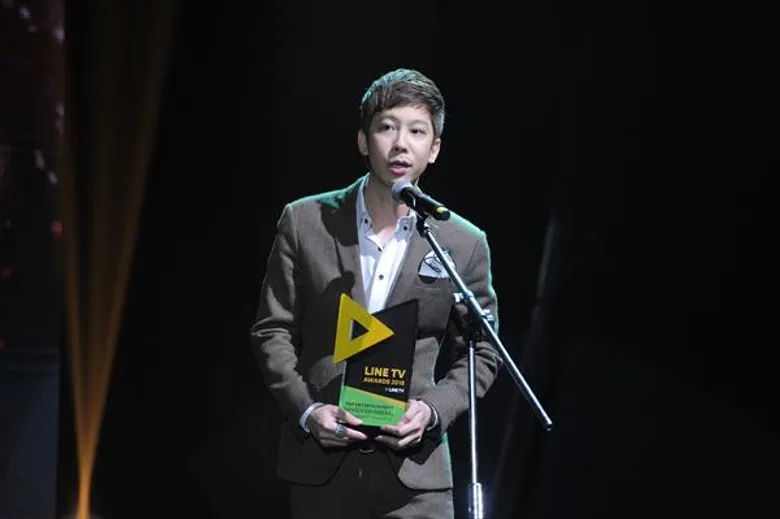 LGBT กระแสสุดเปรี้ยง!! คว้ารางวัล LINE TV AWARDS 2018