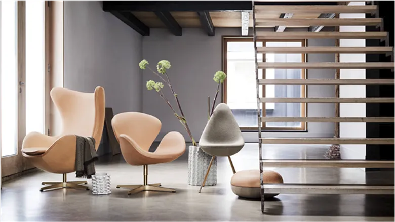 งานนิทรรศการ Celebrate Design Icon with Fritz Hansen’s 60th Anniversary Collection ระหว่างวันที่ 22-28 มีนาคม 2561