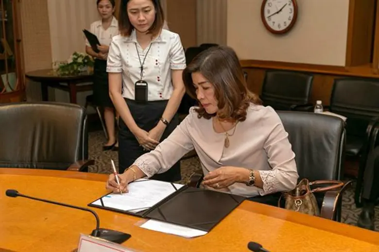 ภาพข่าว: พิธีลงนามข้อตกลงคุณธรรม (Integrity Pact) งานปรับปรุงเครื่องบรรจุห่อสิบซอง Delta-P จำนวน 13 ชุด