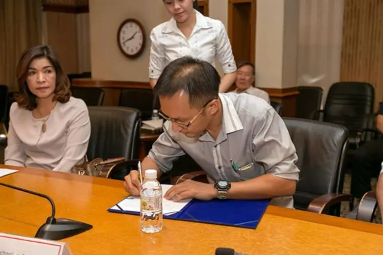 ภาพข่าว: พิธีลงนามข้อตกลงคุณธรรม (Integrity Pact) งานปรับปรุงเครื่องบรรจุห่อสิบซอง Delta-P จำนวน 13 ชุด