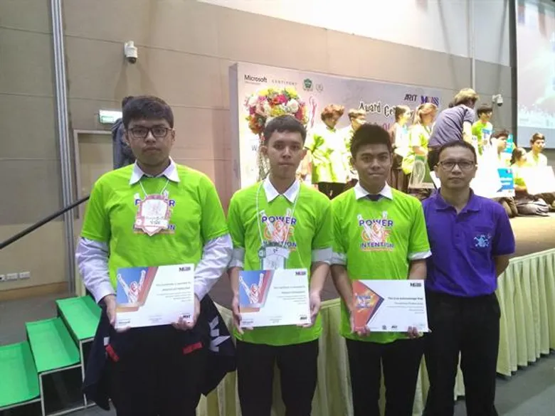 นศ.สาขาการจัดการเทคโนโลยีสารสนเทศ ม.อ.ตรัง คว้า 2 รางวัล โครงการ MOS Olympic Thailand Competition 2018