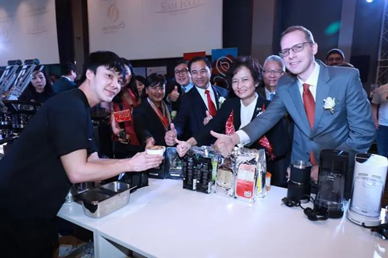 พาณิชย์ ปลื้ม 27 ปี “ไทยเฟกซ์” เตรียมเดินหน้าจัด “THAIFEX – World of Food Asia 2018” อย่างยิ่งใหญ่ 29 พฤษภาคม – 2 มิถุนายน 2561 ณ อิมแพ็ค เมืองทองธานี