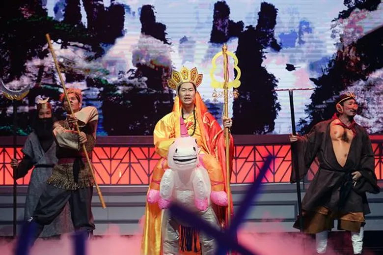 ทีวีไกด์: รายการ “เฮ มัน โชว์ GOLDEN TAMBOURINE (โกลเด้น แทมโบรีน)” วงการฮิปฮอปต้องสะท้าน! “บุดด้าเบลส” ทิ้งลุคแร็ปเปอร์ สวมอินเนอร์ “ไซอิ๋ว” ทุ่มแข่งโชว์ ใน “เฮ มัน โชว์ GOLDEN TAMBOURINE”