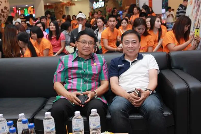เปิดตัว "ผู้บ่าวไทบ้าน3" ปังสุดๆ ที่ เอส เอฟ ขอนแก่น คนแน่นทะลักโรงแตก!
