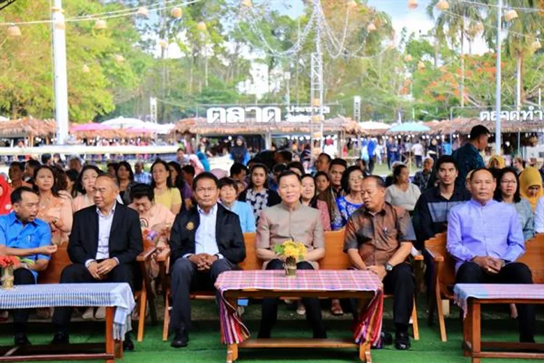 วธ.เปิดถนนสายวัฒนธรรม วิถีไทย วิถีมือนารอ