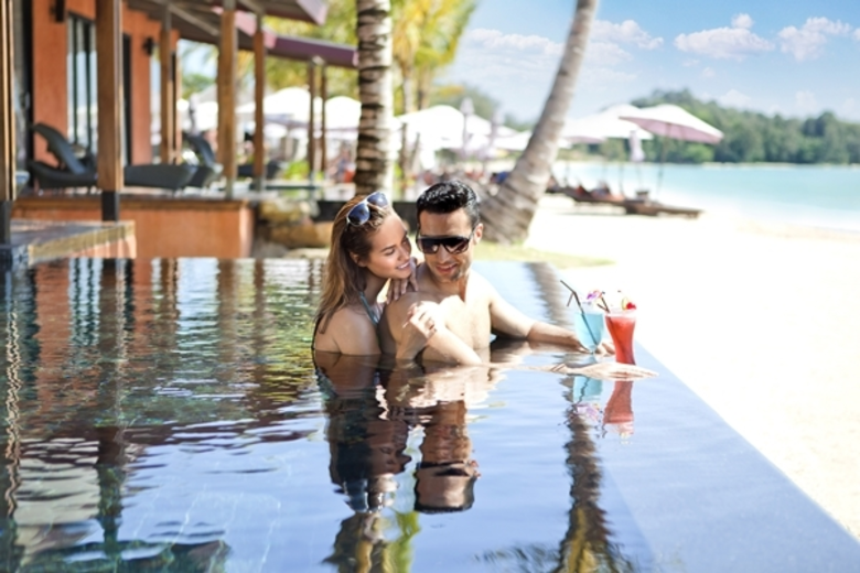 บียอน รีสอร์ท เอาใจคู่รักมอบความพิเศษด้วยส่วนลด 50% สำหรับ แพ็คเกจฮันนี่มูน และ การจัดพิธีแต่งงานริมทะเล
