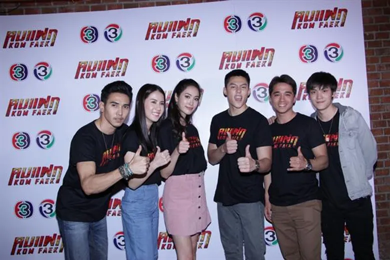 หมาก – ปริญ ยกทัพนักแสดง “คมแฝก” กว่า 20 ชีวิต ชมละครตอนแรกสุด Exclusive ไม่ผิดหวัง! ออกอากาศตอนแรกติดเทรนด์ Twitter อันดับ 1