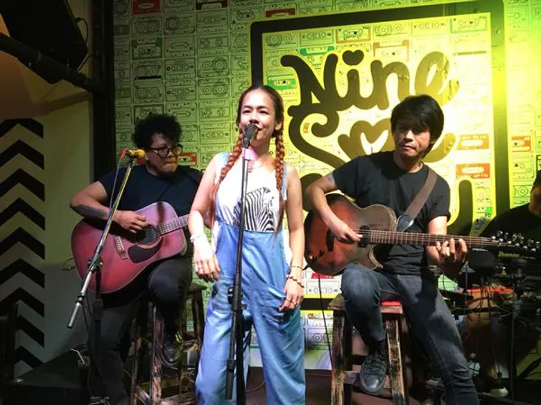 แฟนเพลงกรี๊ด 'แซค ไอแซค-ชำนาญ ไซแอม’ หวนขึ้นคอนเสิร์ต 'นายมีเซ’ ของ วิด ไฮเปอร์