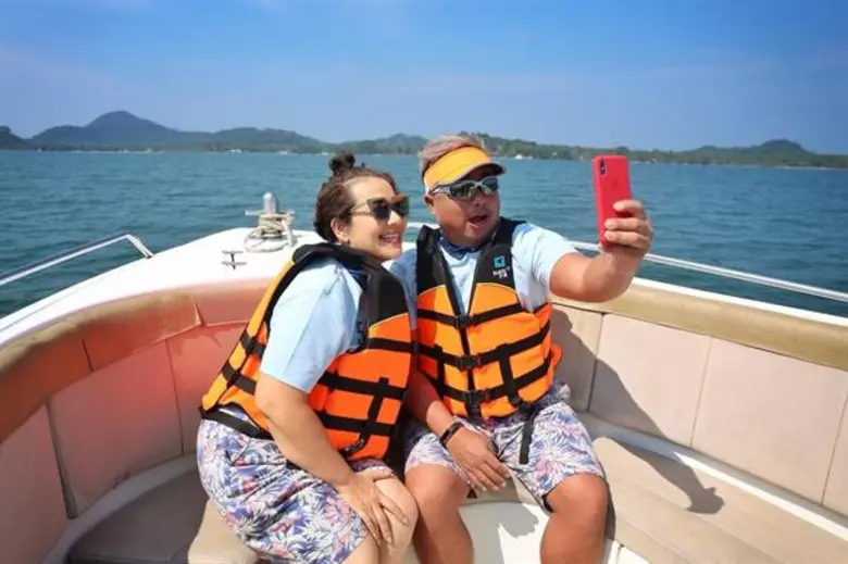 ทีวีไกด์: รายการ "แหม่มบ๊อบ LET'S GO" "เที่ยวคลายร้อนที่ เกาะพยาม จ.ระนอง