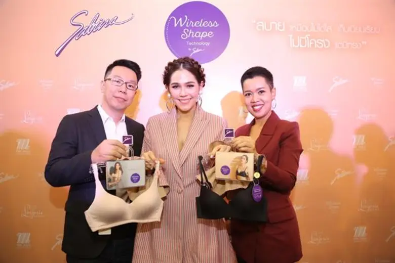 “ซาบีน่า” ต้อนรับแฟชั่นไอคอนตัวแม่ “ชมพู่ อารยา” หวนคืนบัลลังก์แคทวอล์ค ในงานแฟชั่นโชว์ชุดชั้นในซาบีน่า “Everywhere Is Wireless Shape”