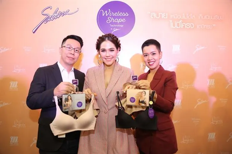 “ซาบีน่า” ต้อนรับแฟชั่นไอคอนตัวแม่ “ชมพู่ อารยา” หวนคืนบัลลังก์แคทวอล์ค ในงานแฟชั่นโชว์ชุดชั้นในซาบีน่า “Everywhere Is Wireless Shape”