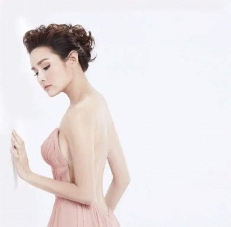 “หญิง-รฐา” นำเทรนด์!! เปิดตัวแอพพลิเคชันสุดพิเศษเพื่อแฟนคลับ