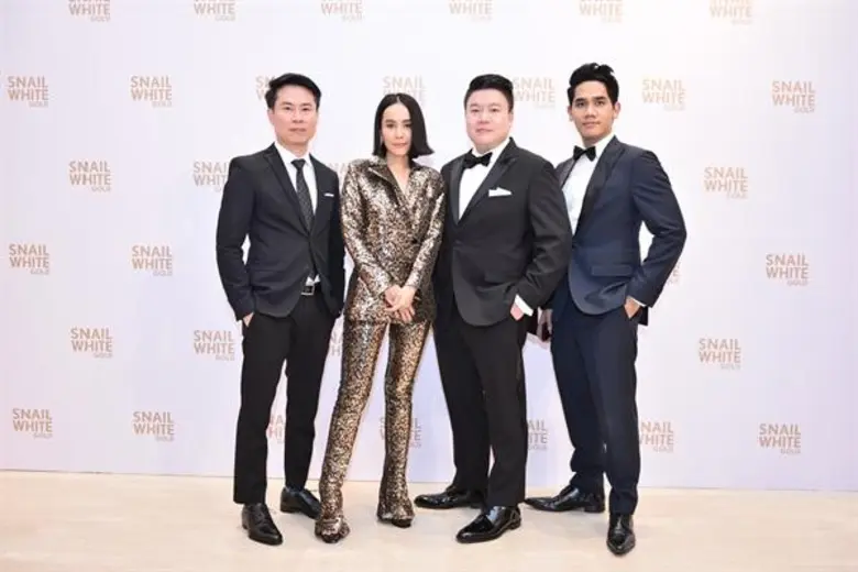 สเนลไวท์ เปิดตัวพรีเซนเตอร์ใหม่ มาดามแป้ง พร้อมเซอร์ไพรส์สุดพิเศษจาก โป๊ป ธนวรรธน์