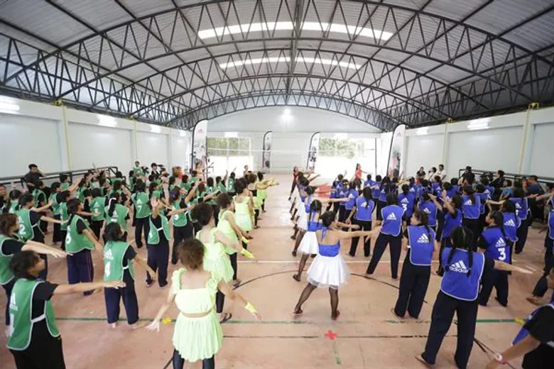 “เกรซ-แพน” นางฟ้าใจบุญ สร้างแรงบันดาลใจให้เด็กผู้หญิงบ้านเกร็ดตระการ