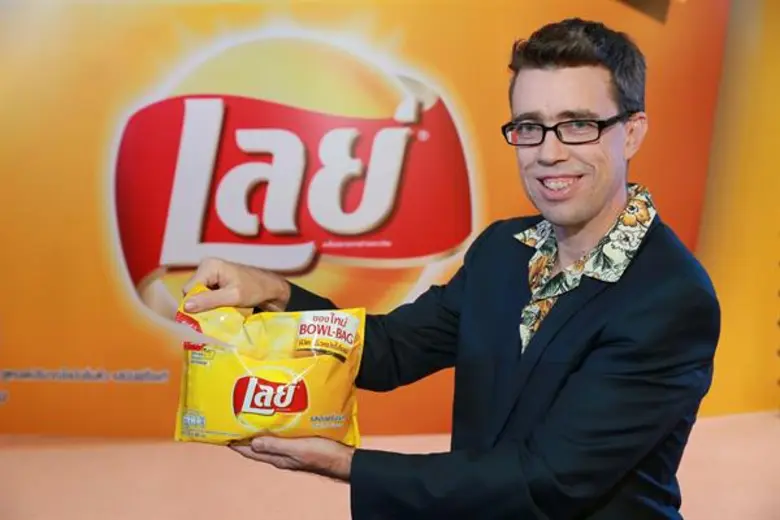 “เลย์” เปิดตัวนวัตกรรมสุดล้ำ “Lay’s Bowl – Bag” ต้อนรับซัมเมอร์ พร้อมคว้า “เป๊ก ผลิตโชค” นั่งแท่นพรีเซ็นเตอร์คนใหม่