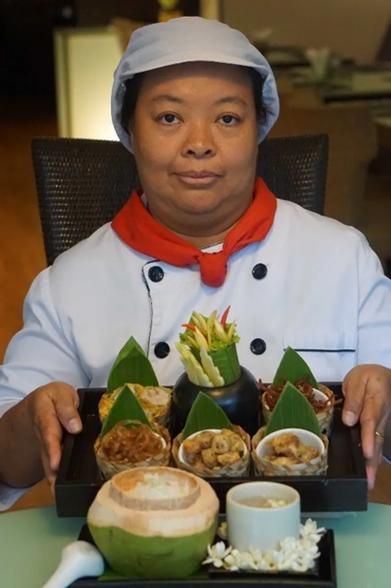 ข้าวแช่คลายร้อนต้อนรับสงกรานต์ ณ ห้องอาหารลิควิดบาร์แอนด์คาเฟ่ โรงแรมศิริ สาทร