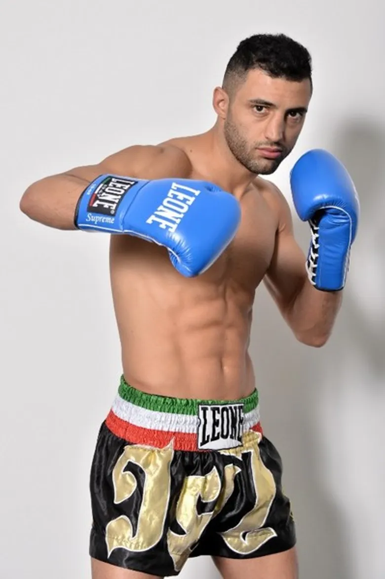 พลาดไม่ได้! การดวลของยอดฝีมือจากคนละซีกโลก "Petrosyan VS ณัฐวุฒิ" 20 เม.ย.นี้ที่มะนิลา ในศึก ONE: HEROES OF HONOR