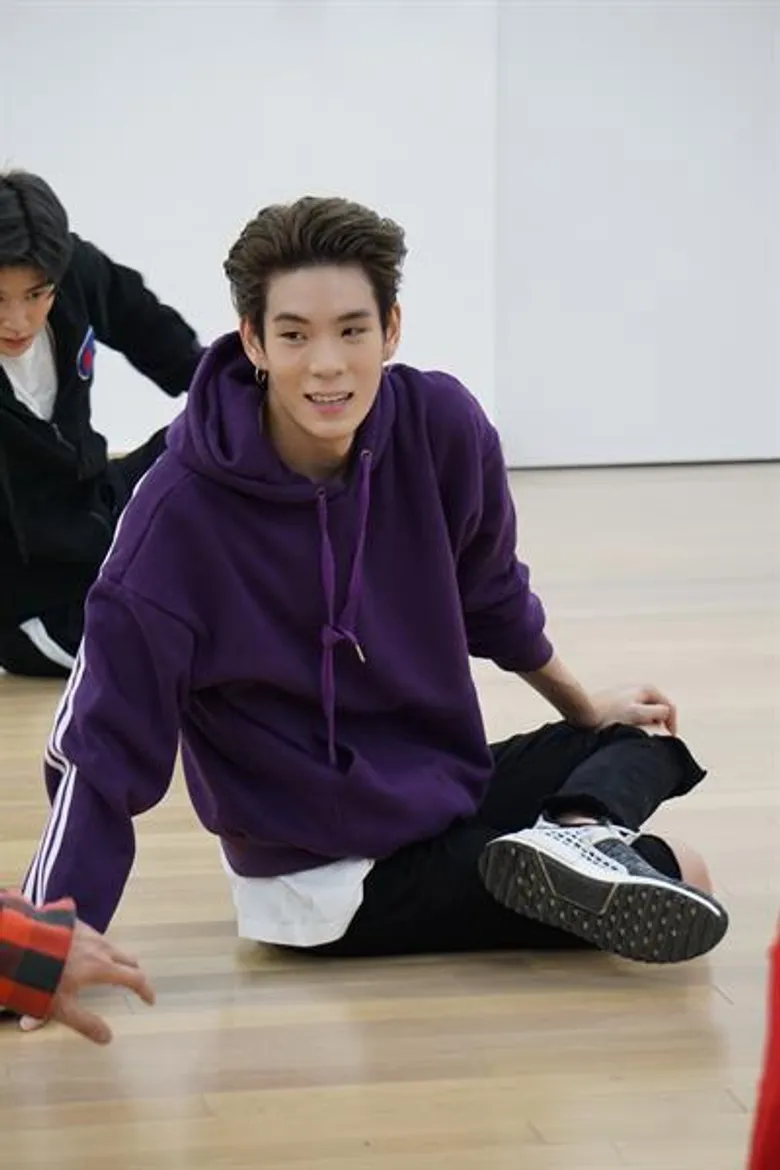 ไหล่หลุด!! “เจเจ-กฤษณภูมิ” เข้าห้องผ่าตัด หวั่นกระทบ 9x9