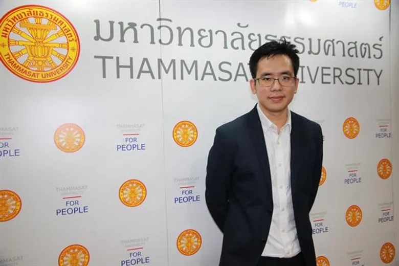 นักวิชาการ มธ.จัดเสวนา “ตีแผ่เงินสงเคราะห์” ถกปัญหากรณีทุจริตเงินคนจนชี้ระบบโครงสร้างเป็นปัญหา พร้อมแนะรัฐเลิกรวมศูนย์อำนาจ กระจายสู่ท้องถิ่น