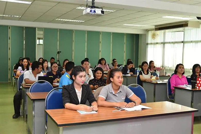 ม.สงขลานครินทร์ ตรัง จัดอบรม ระเบียบงานสารบรรณ ฝึกการเขียนหนังสือราชการและจัดทำรายงานการประชุม