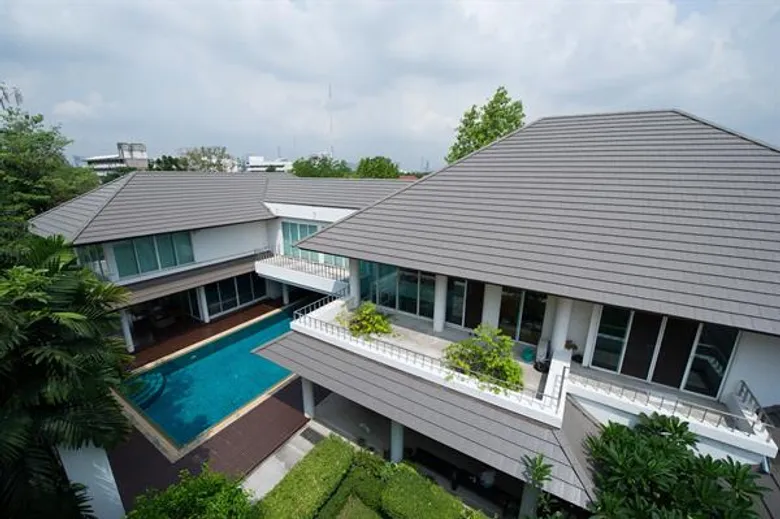 “เอสซีจี” แนะเจ้าของบ้าน จบทุกปัญหาหลังคาเก่าอย่างมั่นใจ ด้วยการเปลี่ยนหลังคาใหม่ และซ่อมแซมให้ถูกจุด