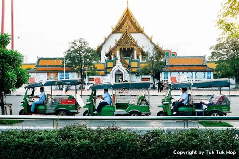 สวัสดีปีใหม่ไทย พักผ่อนหย่อนใจกับบรรยากาศริมน้ำ  และเพลิดเพลินกับกิจกรรมเล่นน้ำสงกรานต์ ณ โรงแรมพระยา พาลาสโซ่