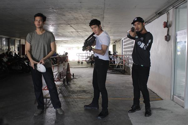 “GMM25” ส่ง “ภาพยนตร์ซีรี่ส์” แอคชั่นสืบสวนสุดมันส์!! “ทีมล่าทรชน” เปิดเรื่องจริงจากแฟ้มอาชญากรรม