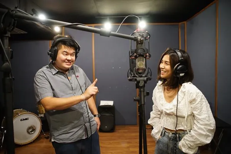 กิ่ง เหมือนแพร ,นพพร เพริศแพร้ว ร่วมถ่ายทอด “กรุณารักษากฎ” เพลงเรียกสติ สะท้อนสังคม