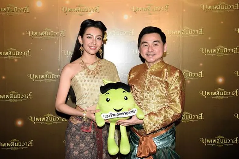 เอไอเอส ควงช่อง 3 และบรอดคาซท์ฯ จุดพลุความร่วมมือ Co-Creation ต่อเนื่อง จัดงานใหญ่ส่งท้ายออเจ้าฟีเวอร์ ให้ชมละครบุพเพสันนิวาสตอนจบก่อนใคร ตอกย้ำความแรงข้ามภพข้ามชาติ ที่เข้าถึงคนไทยทั้งประเทศ